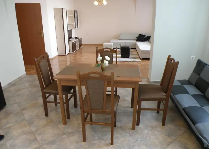 Kaloyan Apartamento *